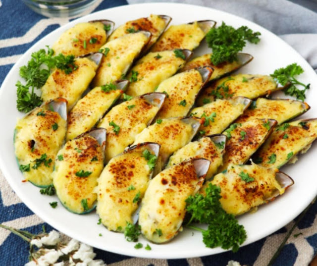 Stuffed Baked Mussels Stuffed Baked Mussels