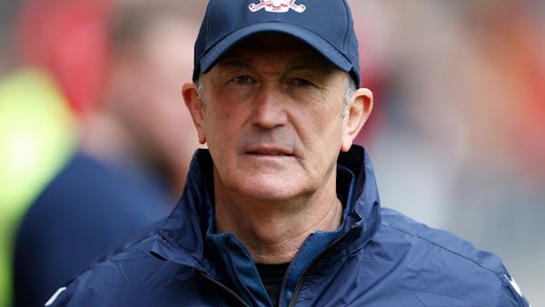 Oficial: Sheffield Wednesday, Tony Pulis nuevo entrenador