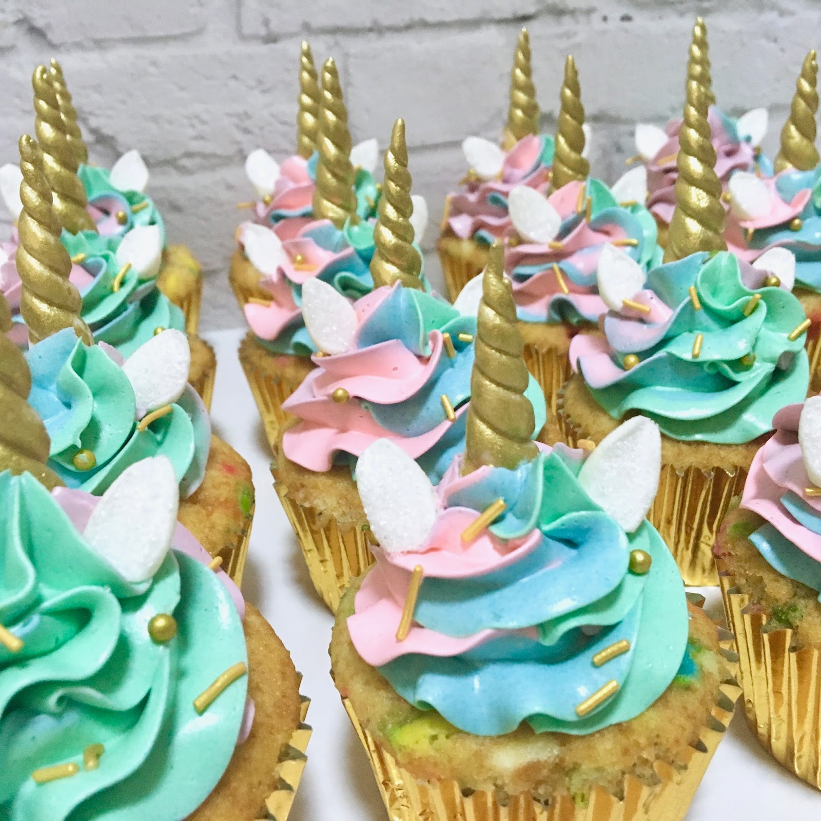 unicorn cupcakes madelaines crissa