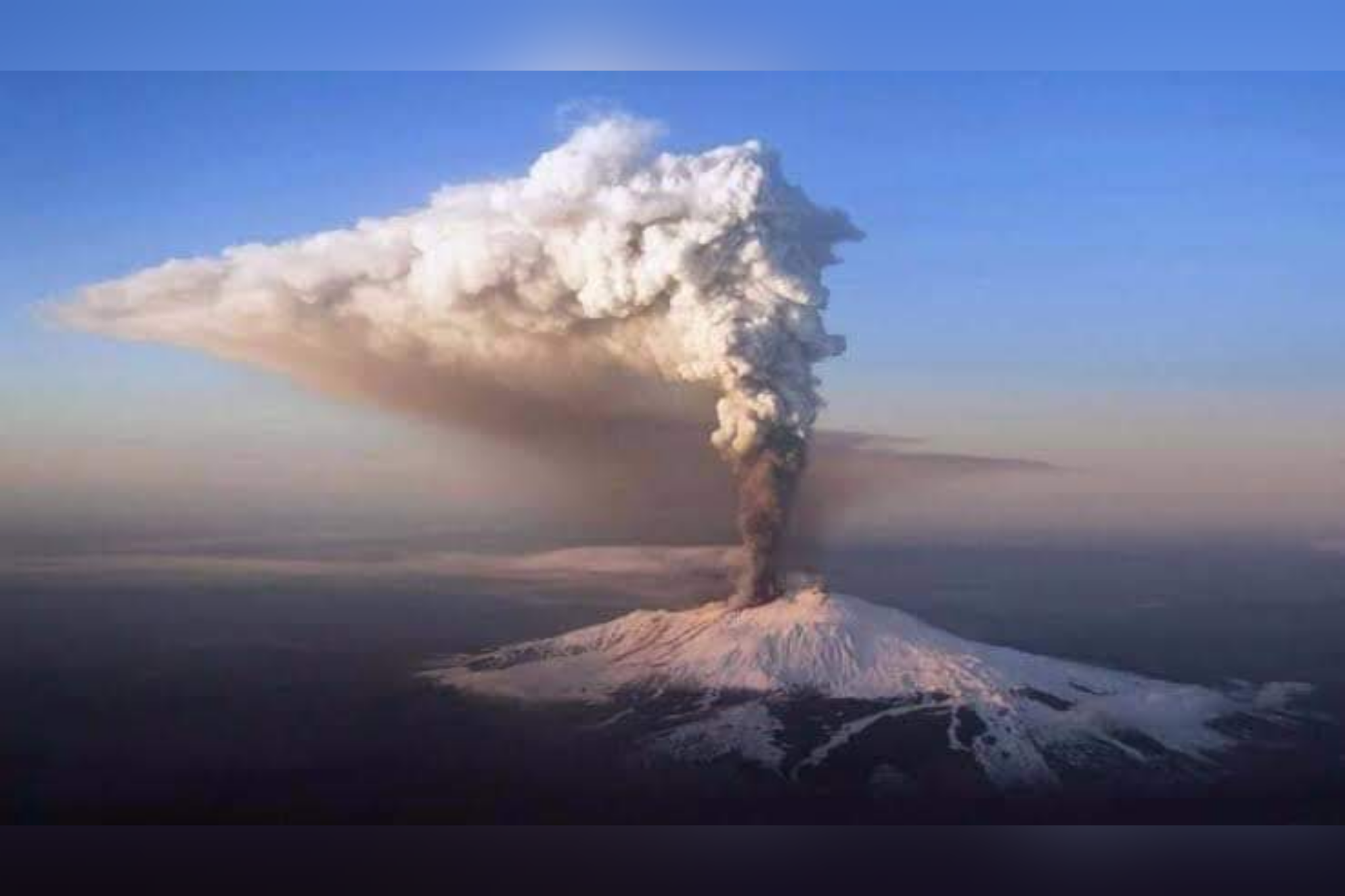 Vulcão entra em alerta amarelo e mega tsunami pode atingir o Brasil, inclusive o litoral do RS