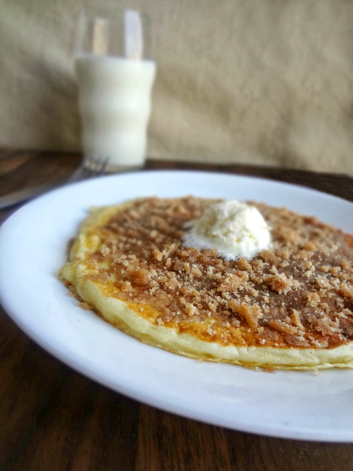 The Cooking Actress Cinnamon Streusel Pancakes