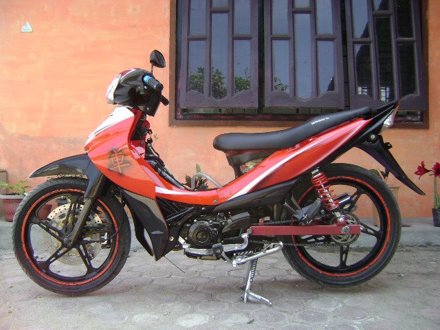 Gambar Modifikasi Motor: gambar modifikasi jupiter z 2009 minimalis