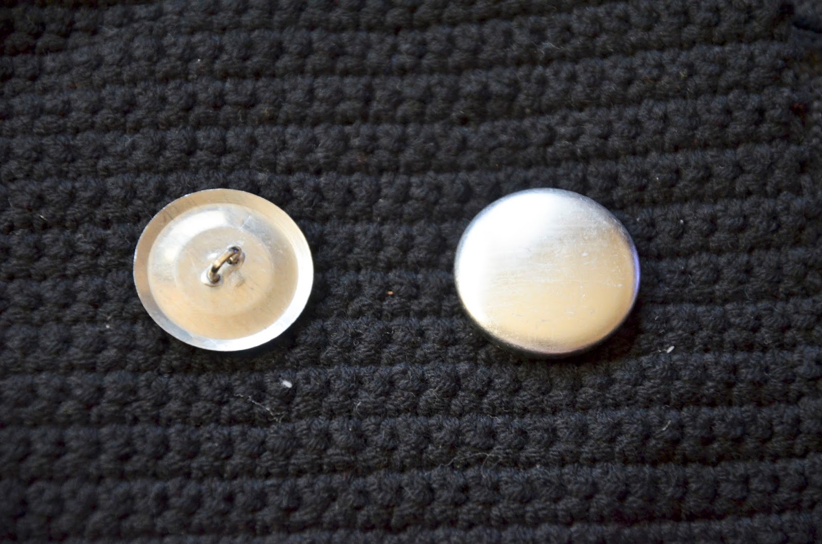 Krawka Crochet buttons