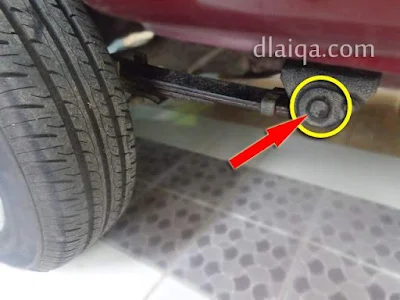 Mengganti Karet (Bushing) Bagian Depan Per Daun Toyota Kijang Super (KF40)