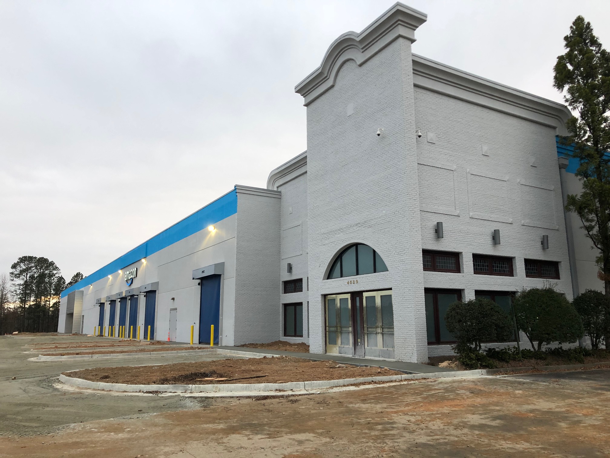 Tomorrow's News Today Atlanta [UPDATE] Amazon Opening New Warehouse