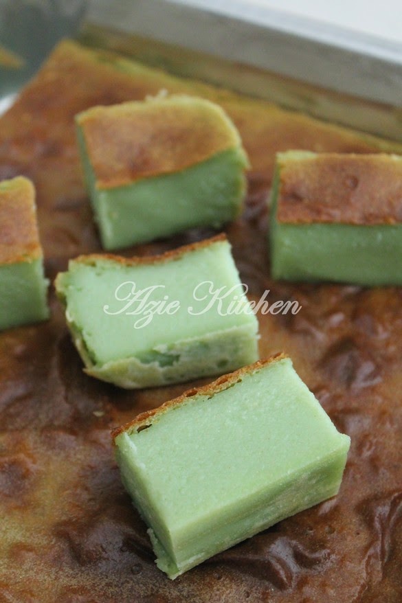 Kuih Bakar Istimewa Azie Kitchen Yang Paling Sedap - Azie 