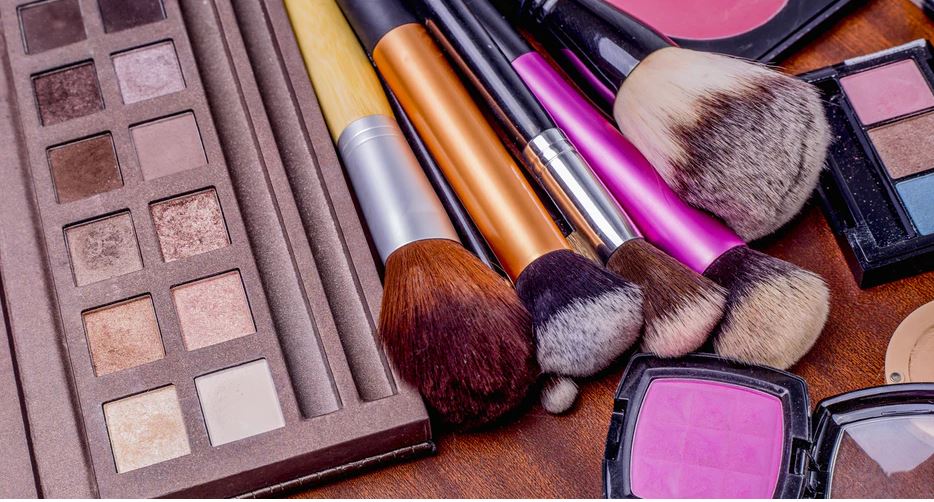 Extending The Shelf Life Off Your Cosmetics SheShe and Shimmer