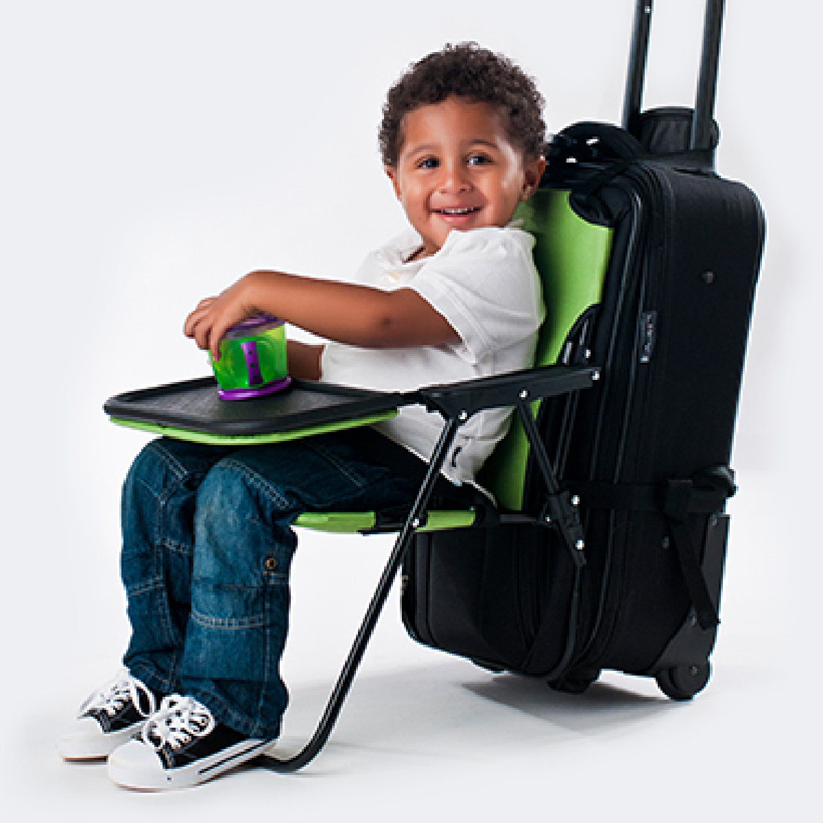 детский чемодан для путешествий. чемодан для детей на колесах с сиденьем. чемодан с сиденьем для ребенка. детский чемодан тележка на колесиках. детские чемоданы.