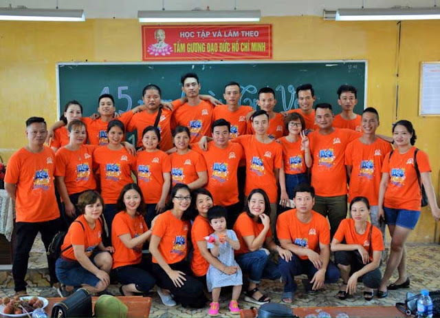 Những mẫu đồng phục họp lớp đang làm mưa làm gió năm 2020 Những mẫu đồng phục họp lớp đang làm mưa làm gió năm 2020