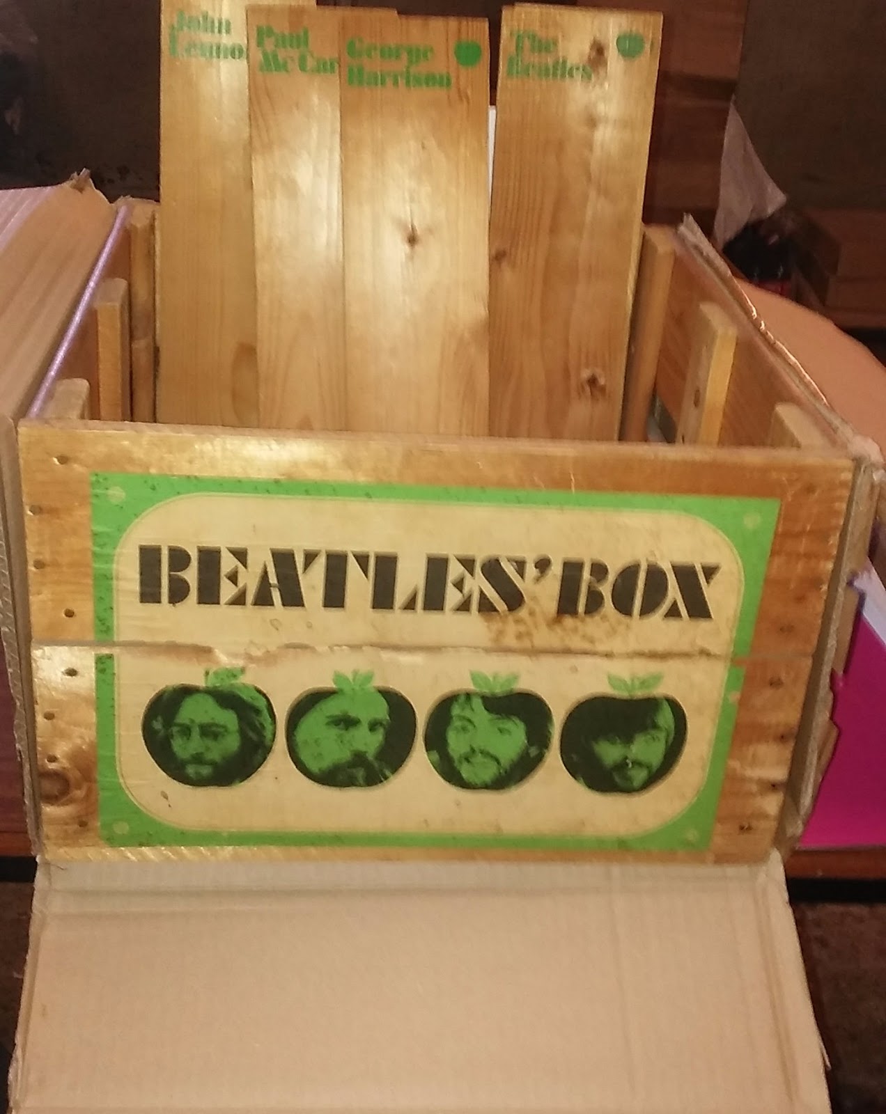 Liverpool Beatles Auction Very Rare Beatles Apple Records Box