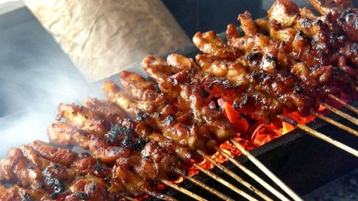 Ini 2 Kesalahan Umum Saat Bikin Sate: Sebaiknya Hindari, Agar Sate Lebih Empuk dan Sehat Ini 2 Kesalahan Umum Saat Bikin Sate: Sebaiknya Hindari, Agar Sate Lebih Empuk dan Sehat, naviri.org, Naviri Magazine, naviri majalah, naviri