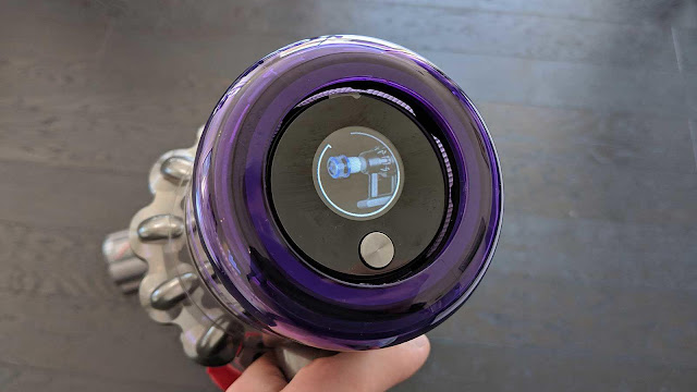 Dyson V11 Absolute Review