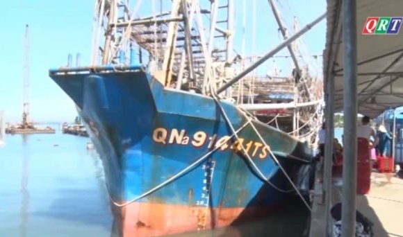Bộ Ngoại giao: Yêu cầu Trung Quốc xử lý, bồi thường vụ cướp tàu cá Việt Nam