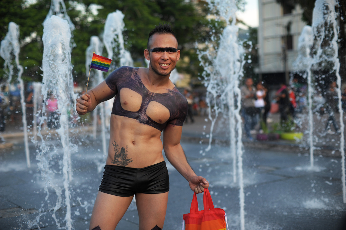 El Salvador Gay 12