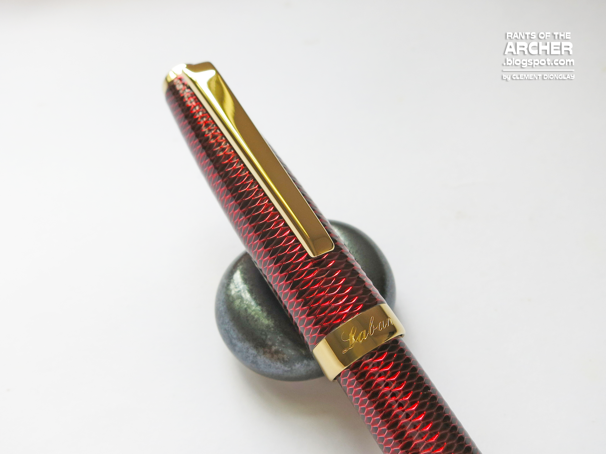 Gloria Ruby Red Ballpoint Pen – Labanpen