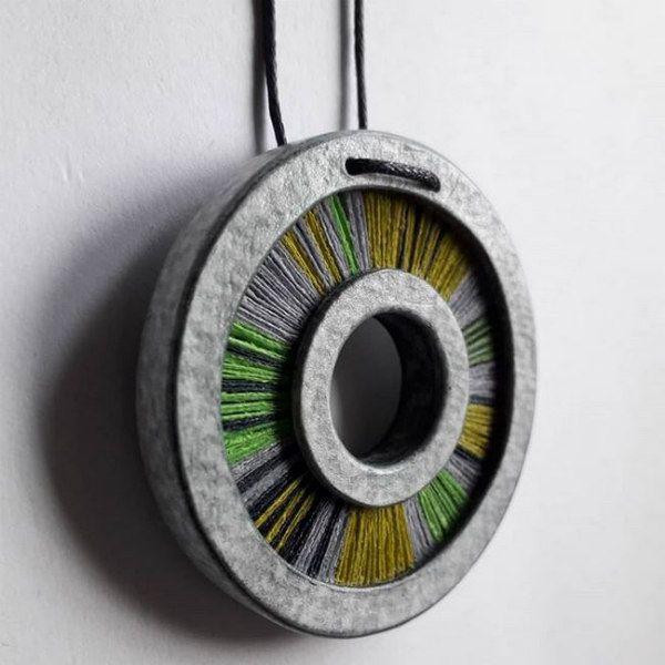 10 Covetable Examples of Fabulous Paper Jewelry