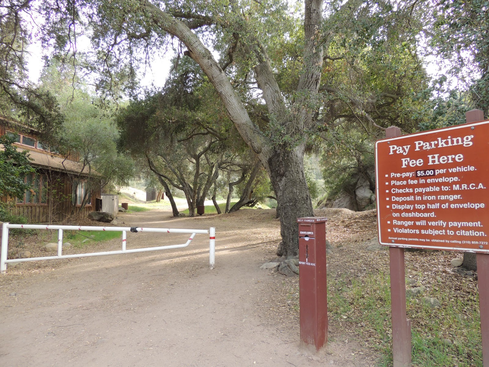 1000 Hikes in 1000 Days Day 860 Red Rock Canyon from Stunt Road