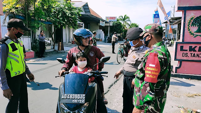 TNI-Polri Juwiring Sosialisasikan Penindakan Bagi Pelanggar Protokol Kesehatan