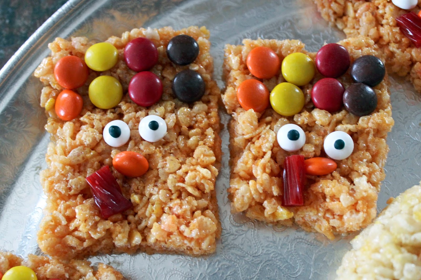 Thanksgiving Rice Krispie Treat Turkey Dessert