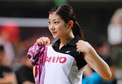 Pemain Badminton Cantik Asal Jepang Houzne Sport