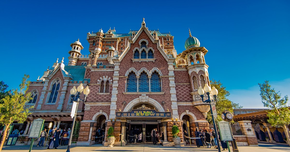 The Many Angles of Hotel Hightower