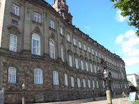 Palacio de Christiansborg, Copenhague, dinamarca, Christiansborg Palace, Copenhagen, Denmark, Palais d'Christiansborg, Copenhague, Danemark, Christiansborg Slot, København, Danmark, vuelta al mundo, round the world, La vuelta al mundo de Asun y Ricardo