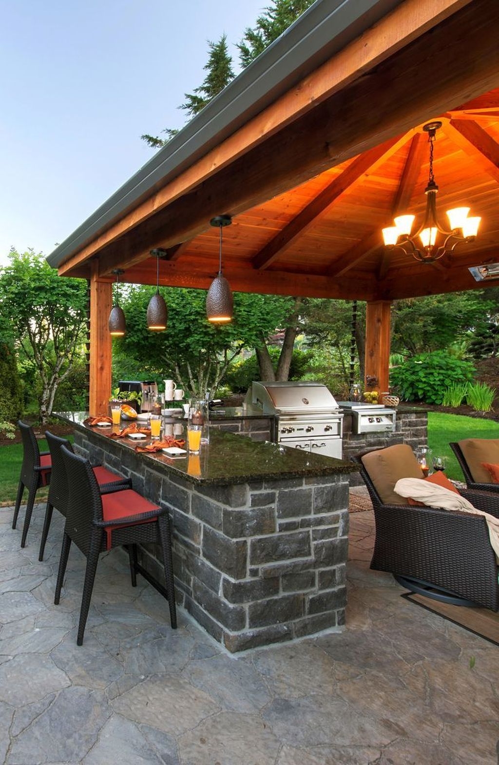 35+ Fancy Outdoor Kitchens Design Ideas That You Need To Know
