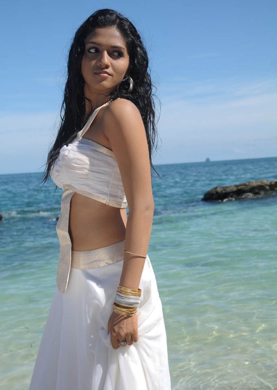 Telugu Actress Sunaina Hot Photos, Sunaina Hot Wallpapers ...