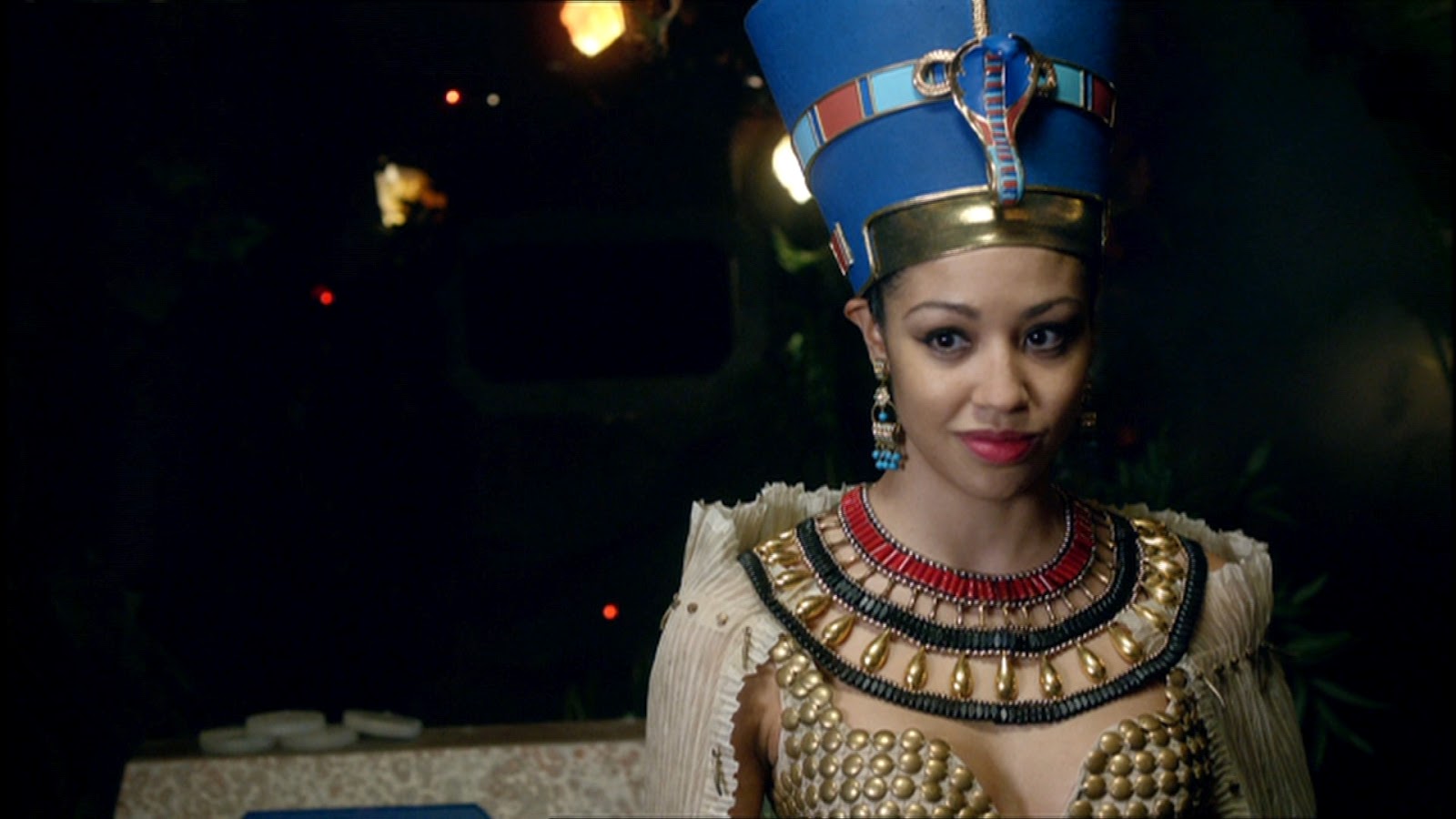 нефертити фильм 2013.