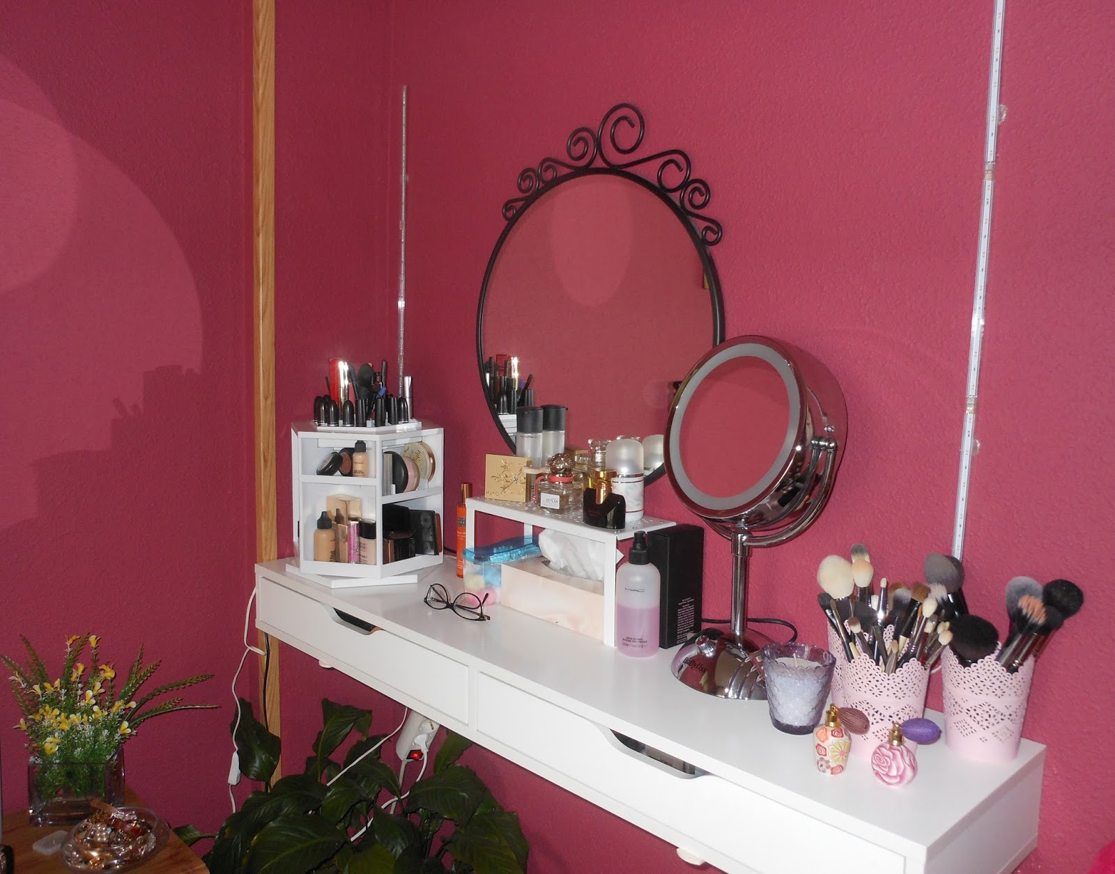 Un Paseo por Mi Tocador Organizador de Lori Greiner en mi Tocador