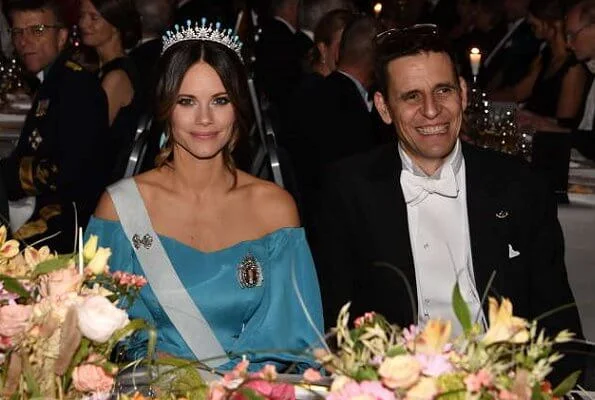 Queen Silvia in Elie Saab. Crown Princess Victoria in Camilla Thulin. wearing Angel Sanchez in pink. Princess Sofia diamond tiara