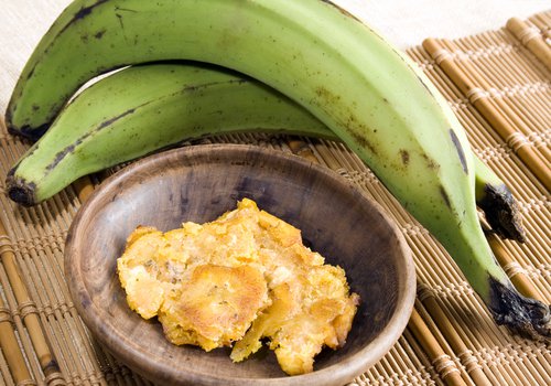 jus de banane et de pomme de terre pour traiter l'ulcère de l'estomac jus de banane et de pomme de terre pour traiter l'ulcère de l'estomac