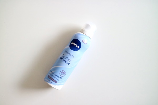 www.josieslittlewonderland.de - Beauty Favoriten im Mai www.josieslittlewonderland.de - Beauty Favoriten im Mai - nivea seiden mousse pflegedusche, mai favoriten, hautpflege von nivea,