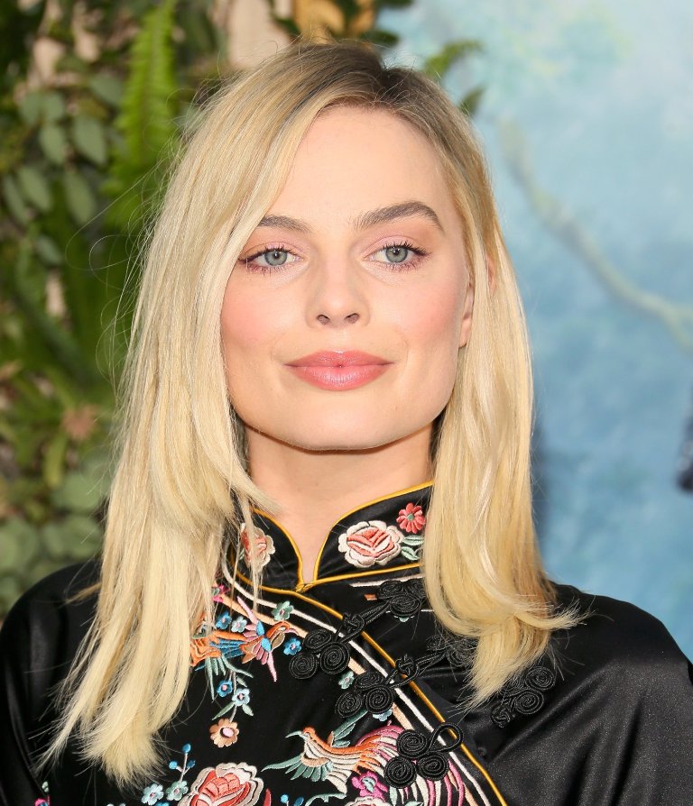 Margot Robbie “The Legend of Tarzan” Premiere in Hollywood Fashion