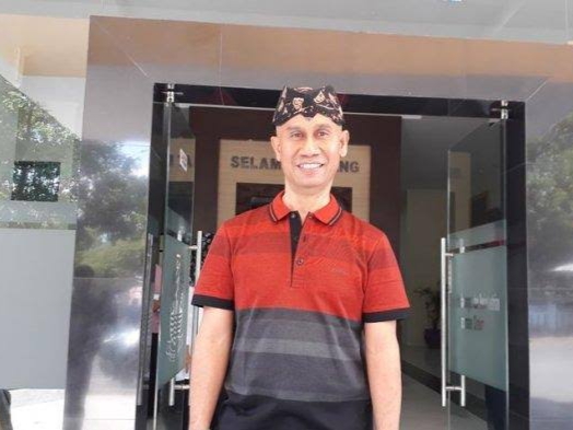 Ajik Krisna 3 Orang Ini Menjadi Pengusaha Kaya Meski Tak Tamat SD/SMP