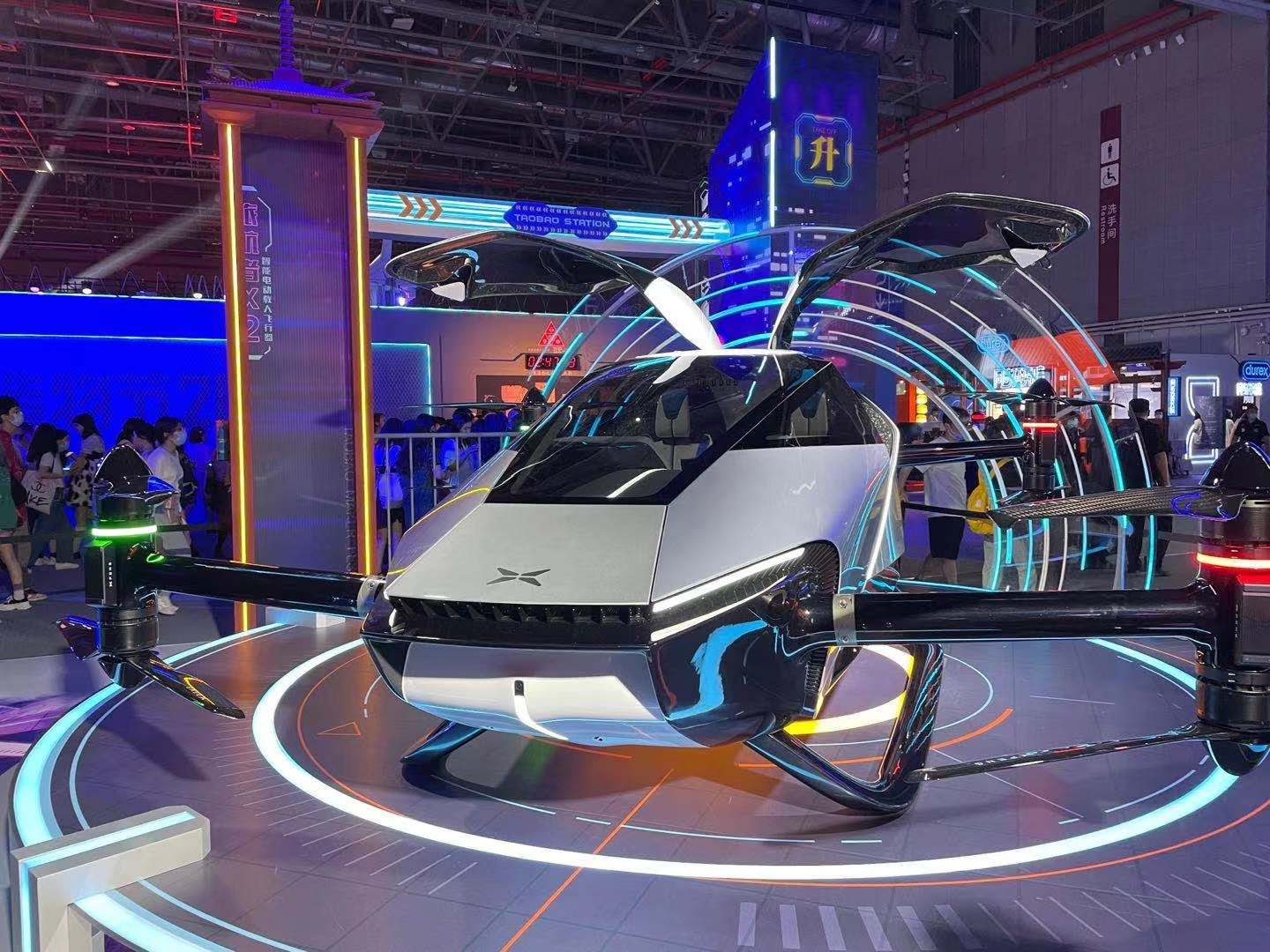 China's New Autonomous Flying Cars