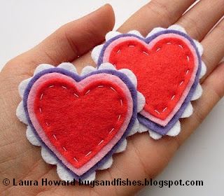 http://bugsandfishes.blogspot.com/2010/02/how-to-felt-heart-brooch.html
