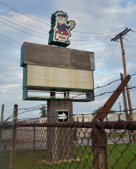 Old Scottish Kilt Sign in South Bend Indiana