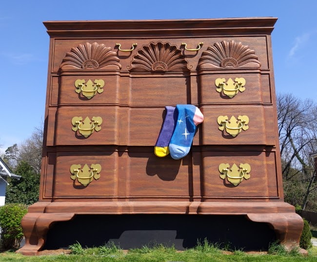World's Largest Chest Of Drawers (High Point, NC) Strange Carolinas