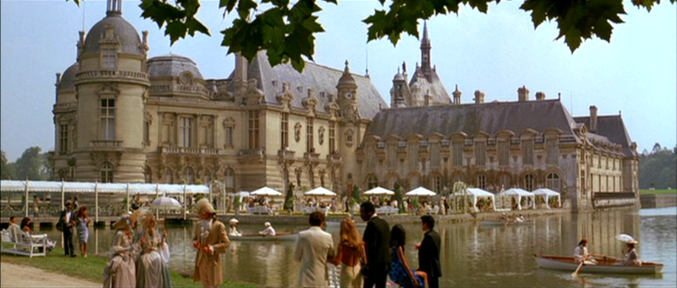 ChateauChantilly2_Bond.jpg