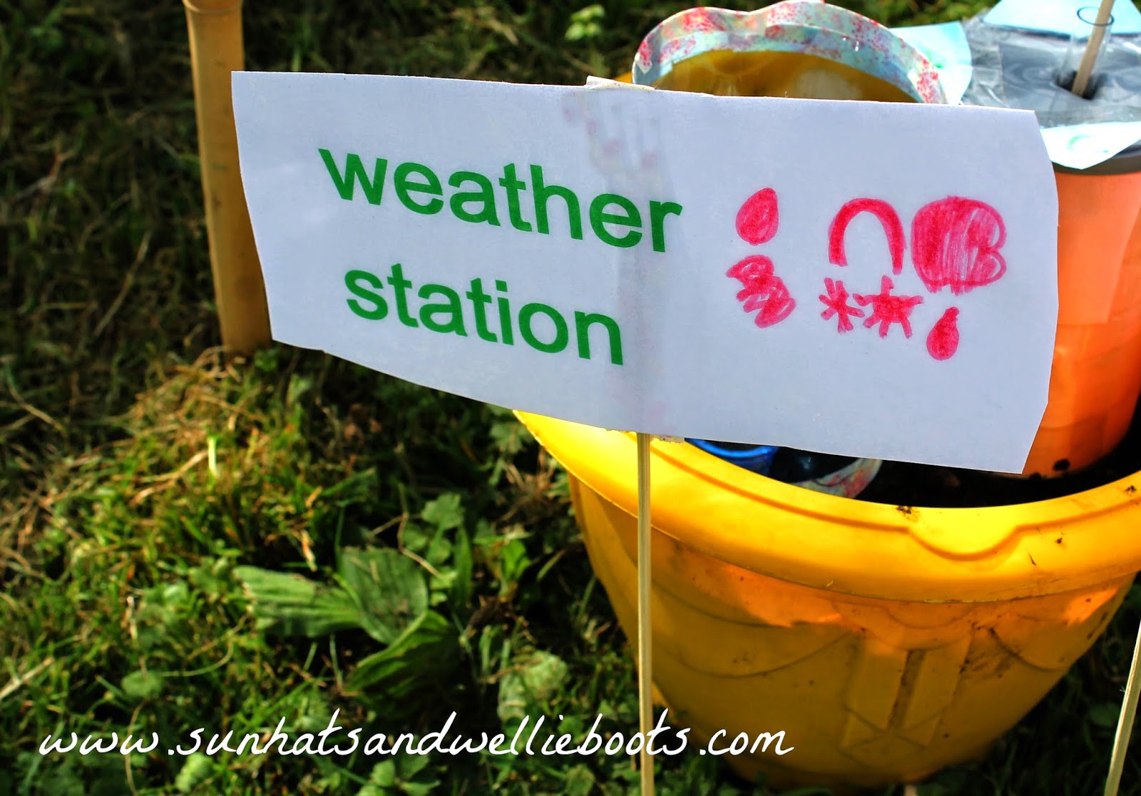 Sun Hats & Wellie Boots DIY Weather Station for Kids to Make