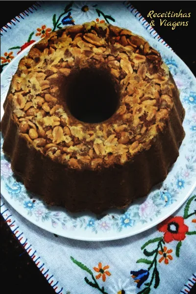 Bolo de amendoim