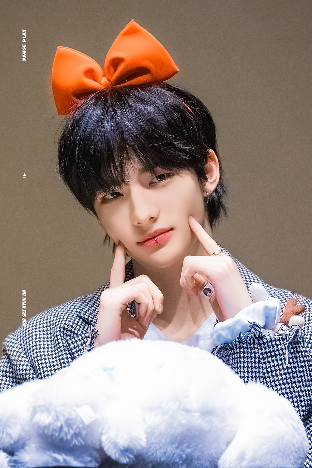Hyunjin Hairstyle Hyunjin Black Hair Mullet beautiful Party Wear
