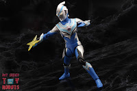 SH Figuarts Ultraman Fuma 32