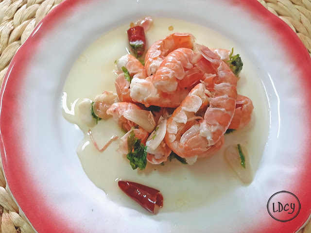 Cigalitas Al Ajillo/ Small Langoustine With Garlic
