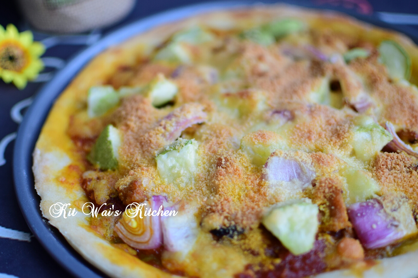 Kit Wai's kitchen 沙爹鸡披萨 Chicken Satay Pizza