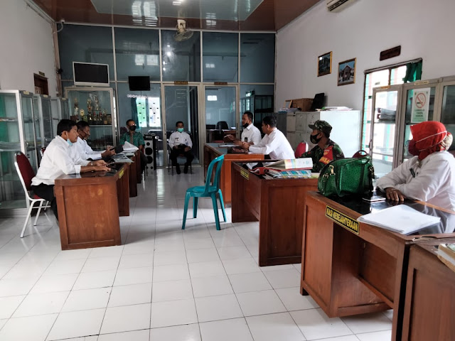Babinsa Krikilam Sebut Perangkat Desa Bisa Bantu Hadapi Pandemi Covid-19