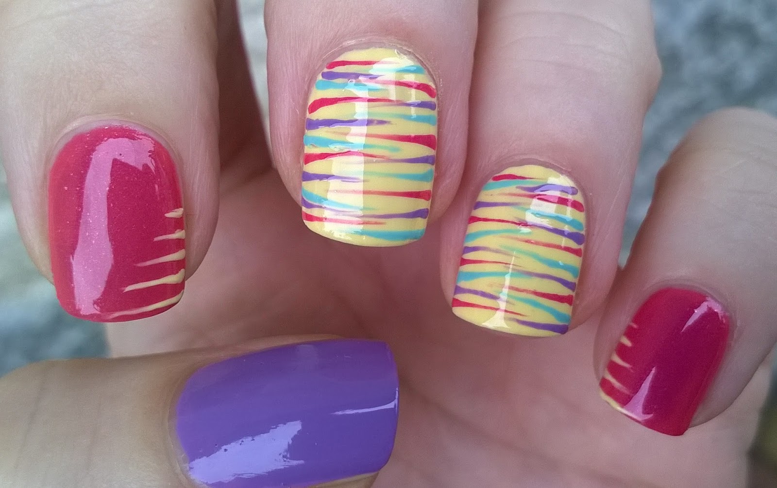 Wavy Line Nail Art with Striping Brush - wide 1