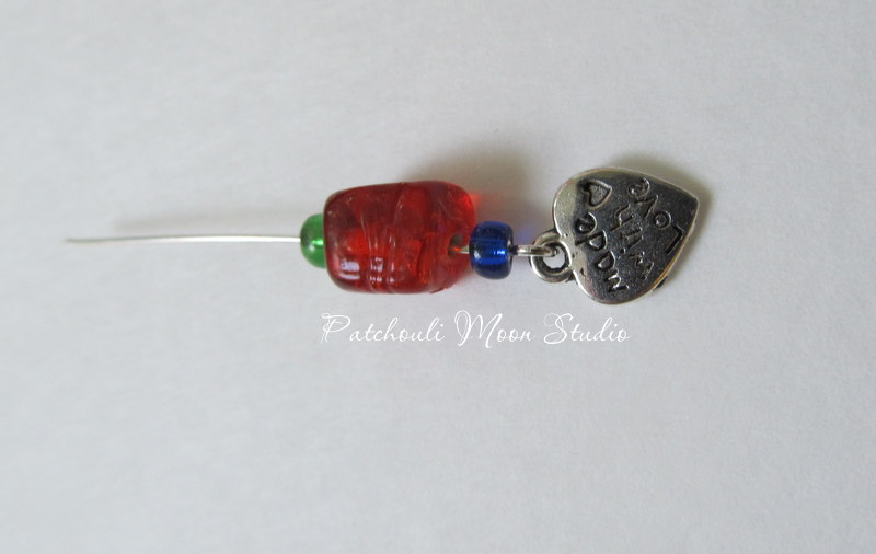 Patchouli Moon Studio Tutorial for Making a Zipper Pull With Beads & a
