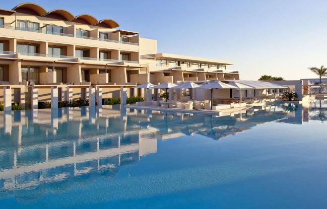 Σε βαθιά κρίση ο τουρισμός – Λουκέτο σε 3.000 ξενοδοχεία